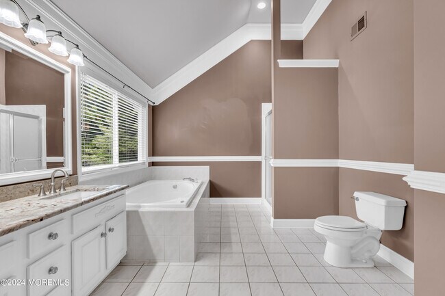 Building Photo - 1562 Priscilla Ct