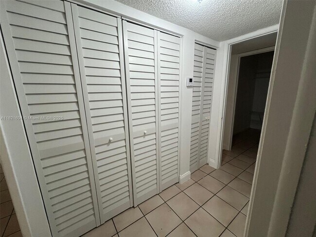Building Photo - 8000 SW 149th Ave