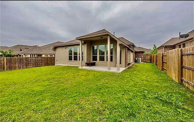 Building Photo - 2712 Santa Domingo Dr