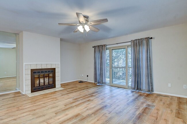 Building Photo - FOR RENT -  AEIRES ON THE BAY!