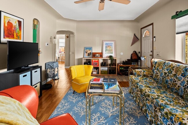 Building Photo - 1733 Lima St