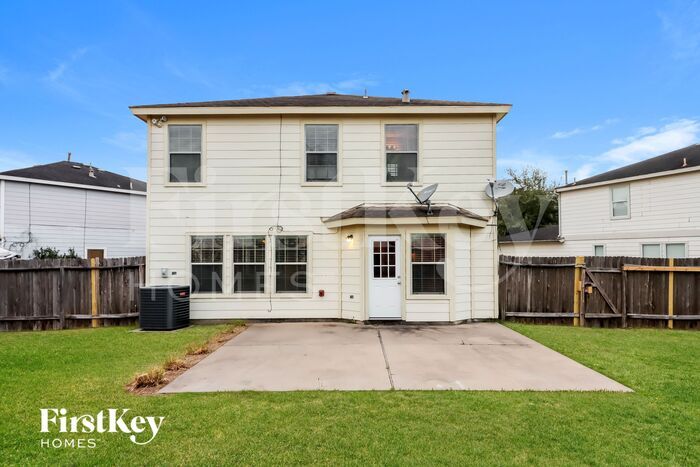 Building Photo - 18107 Valebluff Ln