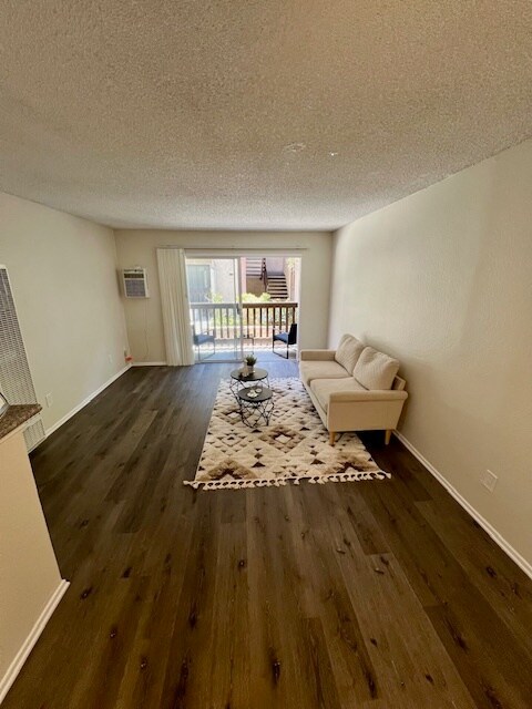 Building Photo - 18445 Collins St