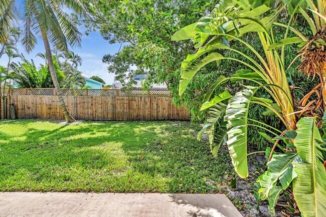 Building Photo - Beautiful 3 bedroom 2 bathroom Home in heart of  Delray Beach
