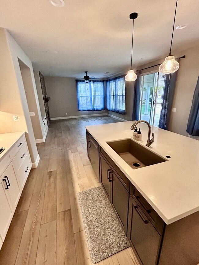 Building Photo - Murrieta Entertainer’s Dream Home for Lease!