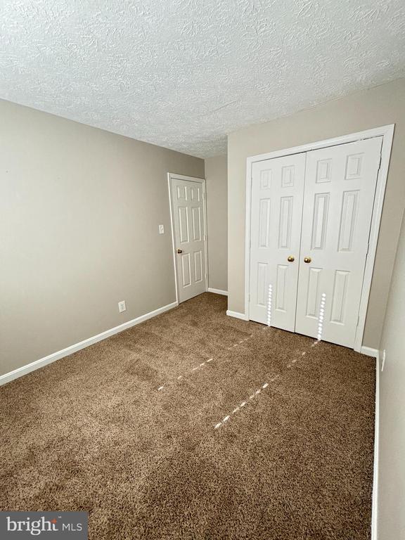 Building Photo - 110 Raquel Ct