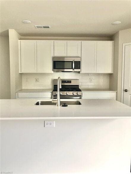 Building Photo - 6022 Wren Dr