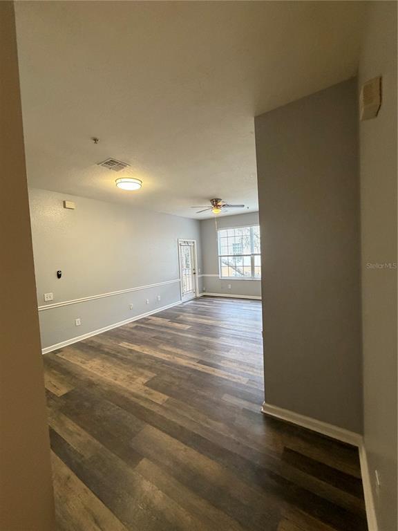 Building Photo - 6100 Stevenson Dr