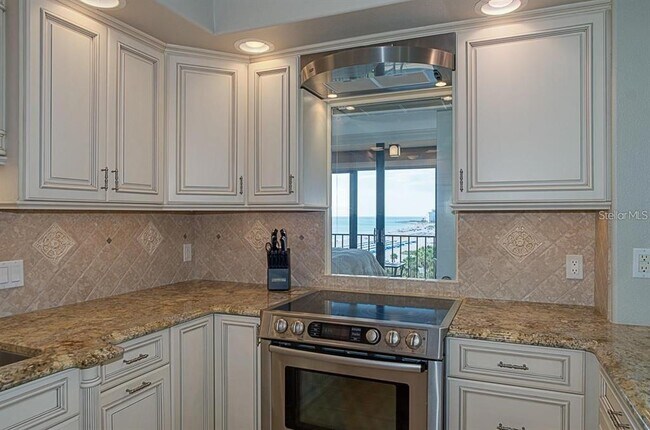 Building Photo - 5396 Gulf Blvd