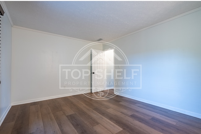 Building Photo - 1330 Kennesaw Trace Ct