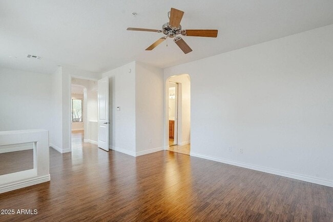 Building Photo - 13450 E Vía Linda