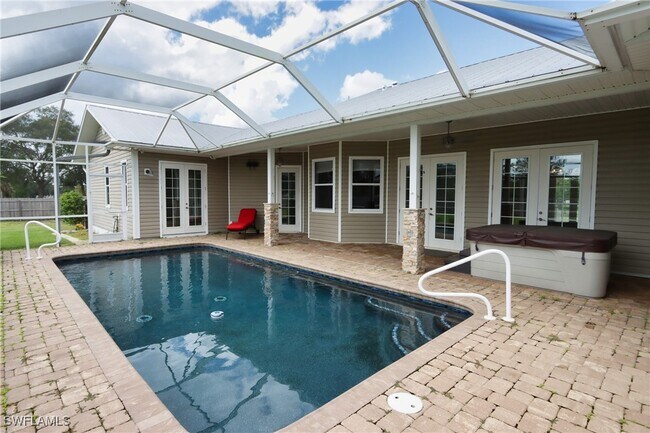 Building Photo - 16680 Oak Grove Ct