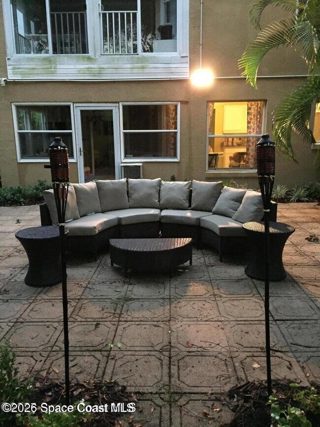 Building Photo - 3922 St Armens Cir