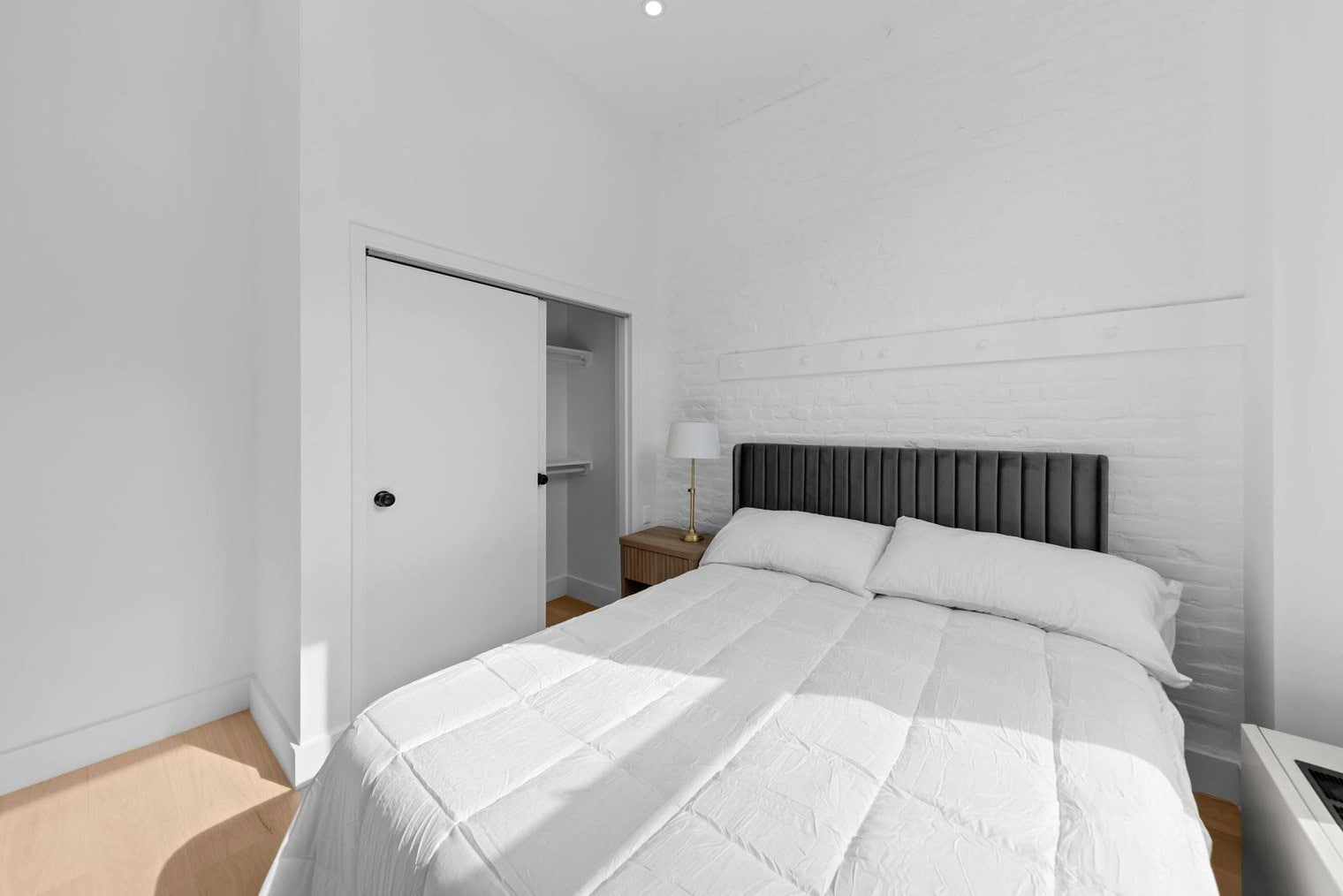 Building Photo - 19 St Marks Pl