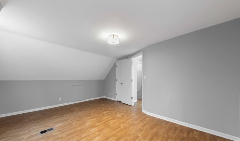 Building Photo - 11600 S Kilbourn Ave