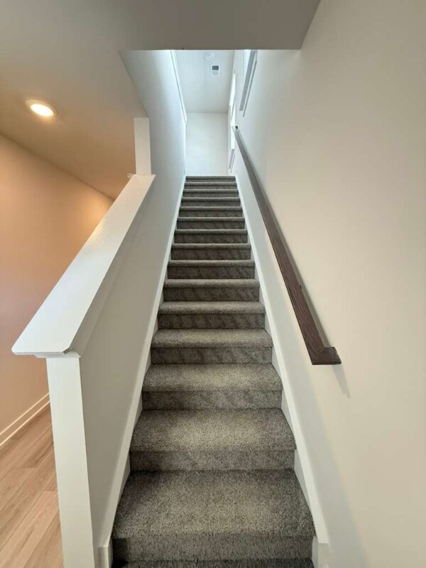 Building Photo - 3927 Northbrook Dr