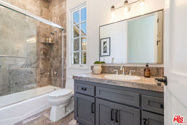 Building Photo - 11797 Chaparal St