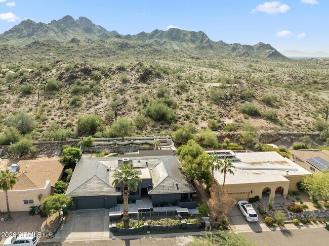 Building Photo - 9046 N 28th St