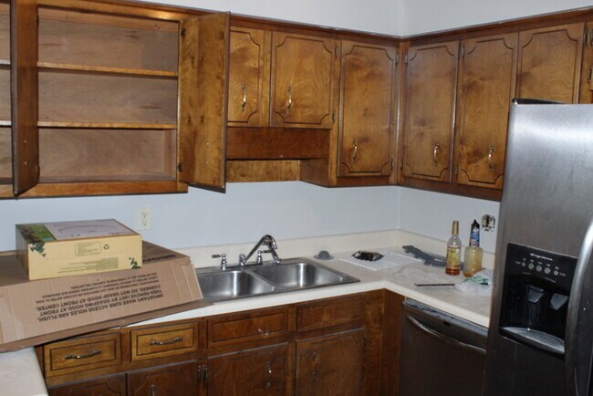 Building Photo - New remolded two close to Fort Gordon and Downtown Augusta Medical Center S