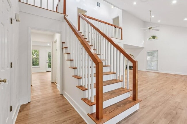 Building Photo - 10630 Timberstone Rd