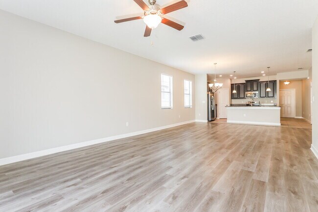 Building Photo - 10129 Count Fleet Dr