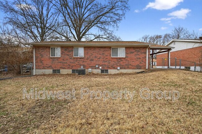 Building Photo - 2224 Millvalley Dr