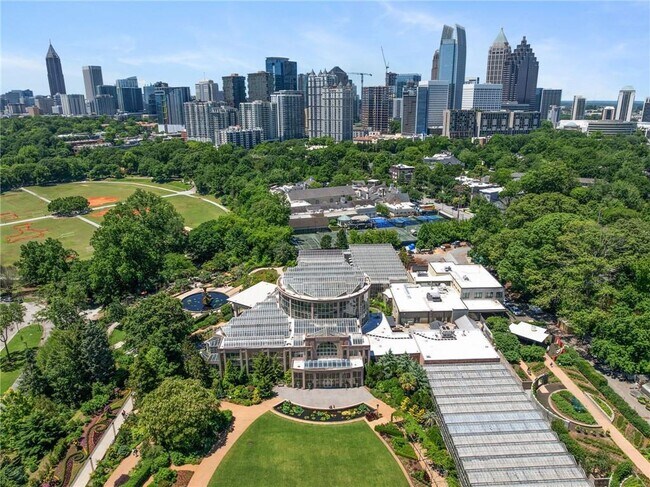 Building Photo - 275 13th St NE