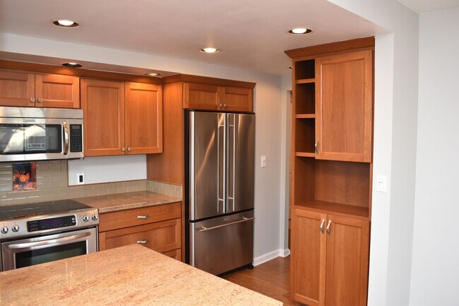 Building Photo - Stadium District Condo with Views of Comme...