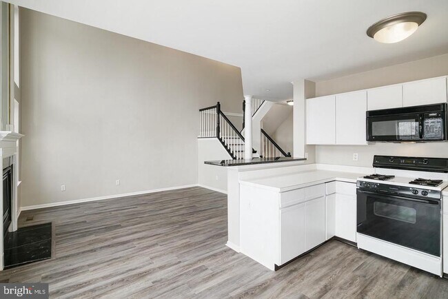 Building Photo - 100 Lemonton Way