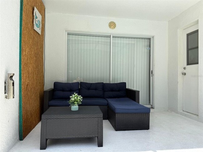 Building Photo - 959 Sandy Ridge Dr