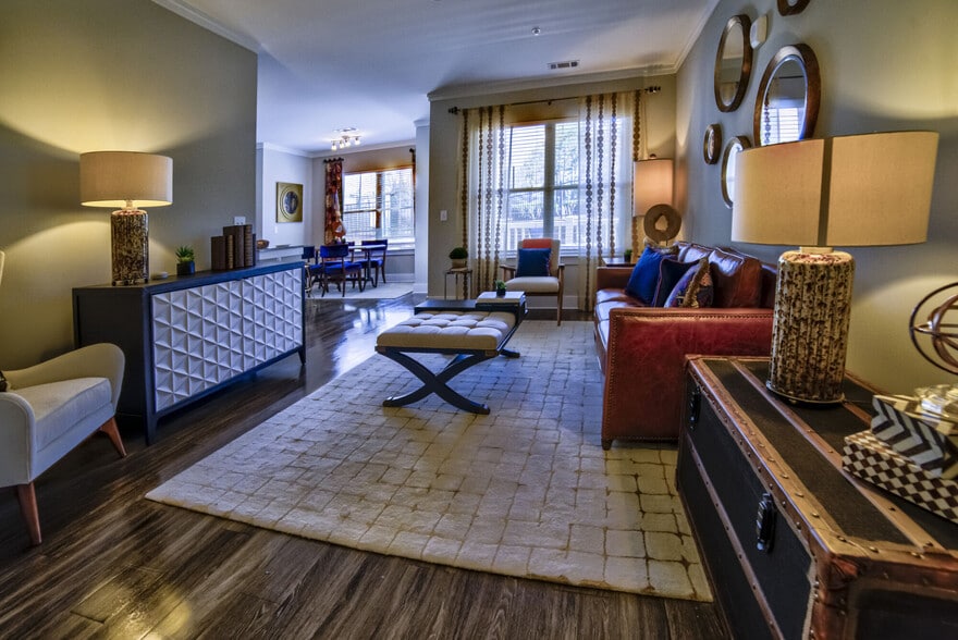 Building Photo - Avonlea Creekside