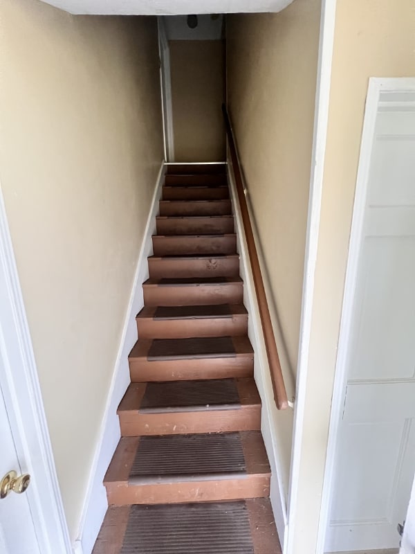 Building Photo - 2 Albert Ln