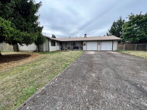 Building Photo - 1754 Rainbow Loop