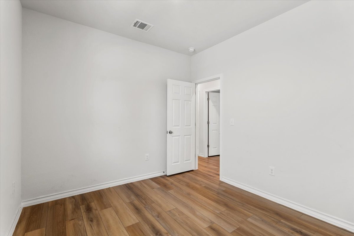 Building Photo - 5402 Jason Dr