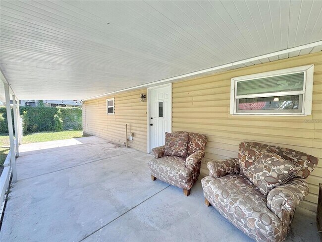 Building Photo - 126 Flamingo Dr
