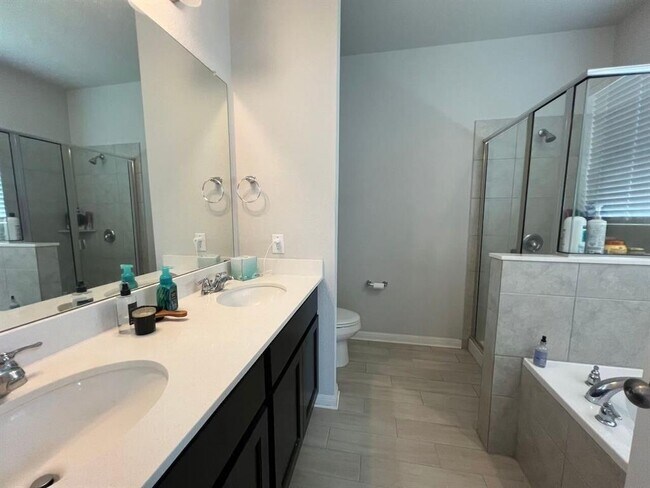 Building Photo - 124 Old Stage Coach Rd