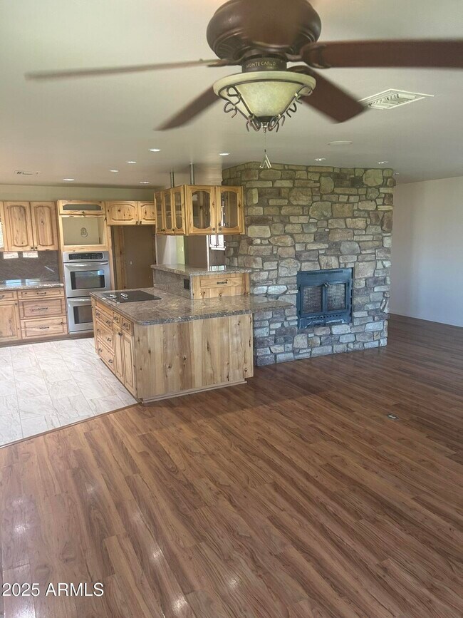 Building Photo - 12138 E Oriole Way