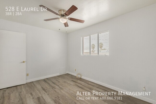 Building Photo - 528 E Laurel Dr