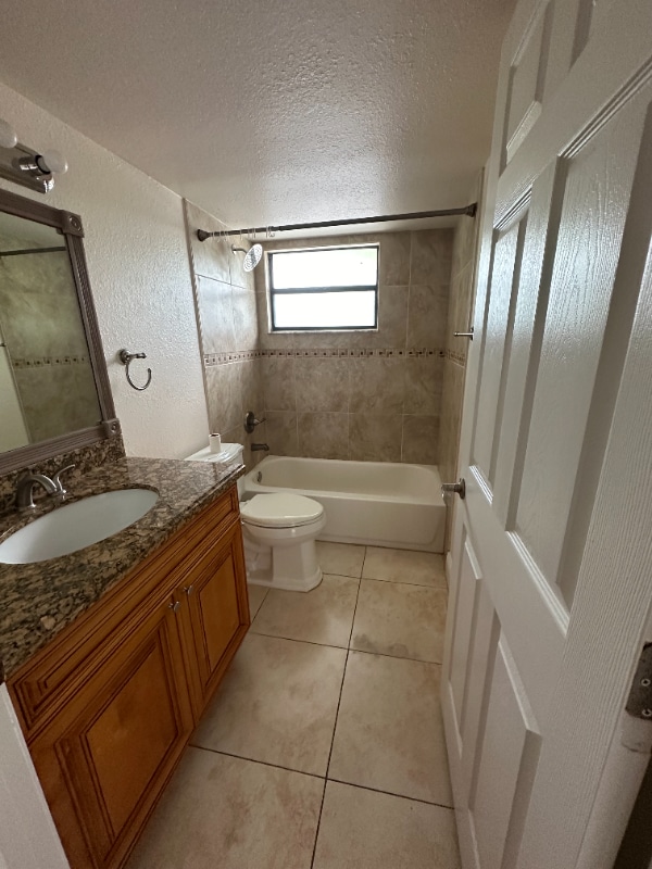 Building Photo - 1561 Balfour Dr