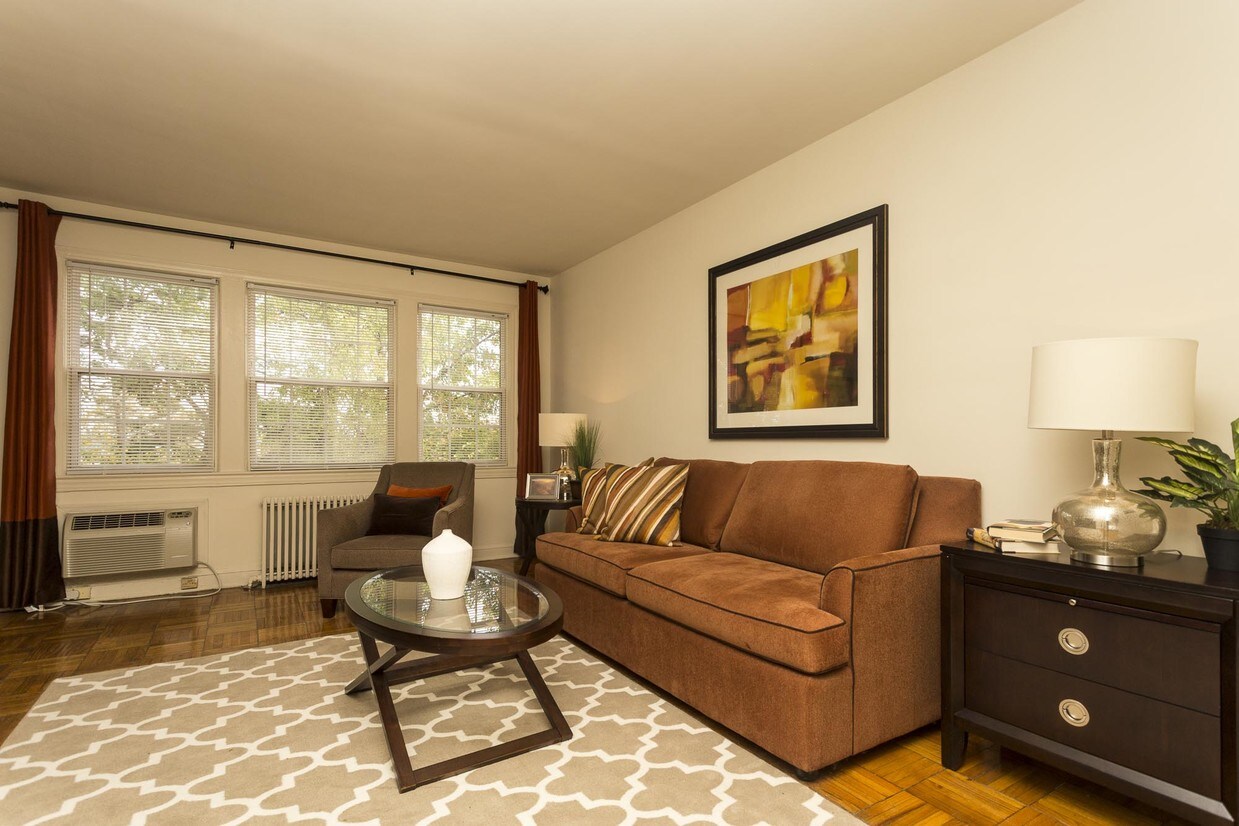 banneker place washington dc apartment finder