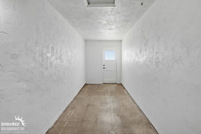 Building Photo - Beautiful 2Bdm 1Ba Home in Prime Imperial Beach Location!