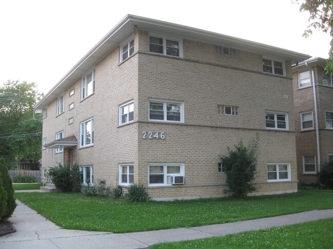 Building Photo - 2246 S 17th Ave