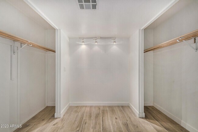 Building Photo - 14435 N 36th St