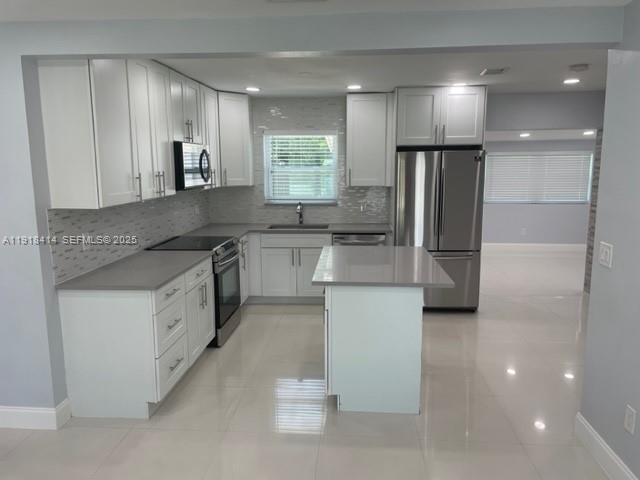 Building Photo - 40 NE 48th Ct