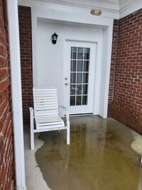 Building Photo - City of Maryville 37801 - 2 Bedrooms, 2 Bath Condo - Contact Karen Robertson (865) 454-7626