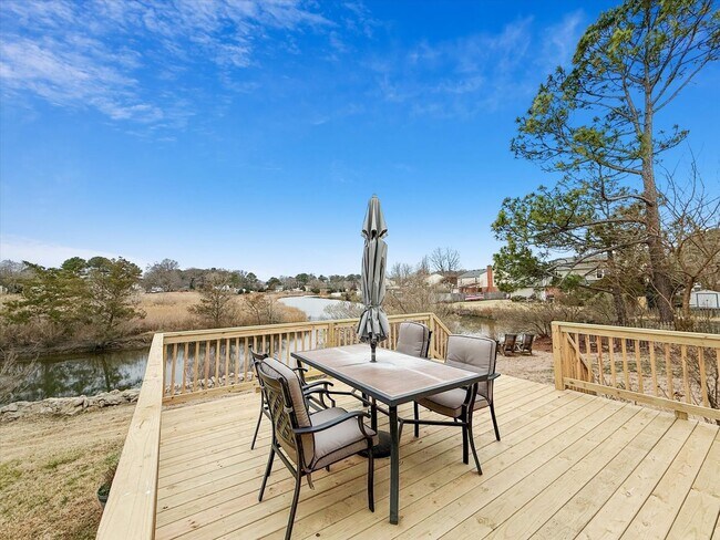 Building Photo - 5BR Back River Views | 2-Car Garage | Cul-de-Sac | Hampton VA