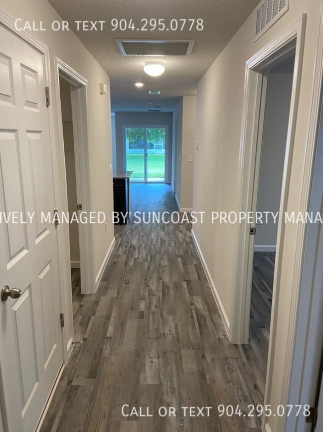 Building Photo - 7 Pritchard Dr