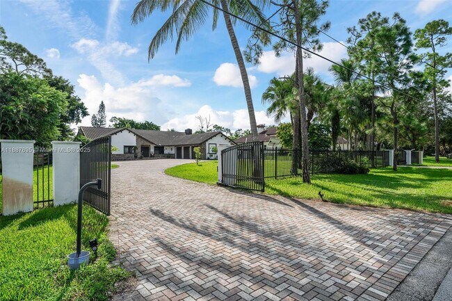 Building Photo - 6252 NW 65th Terrace