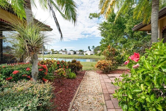 Building Photo - 2009 Pine Isle Ln