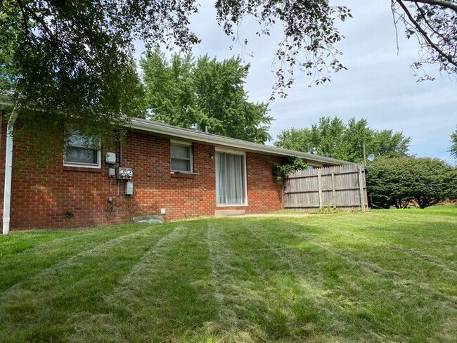 Building Photo - Cute Duplex in Stevensville